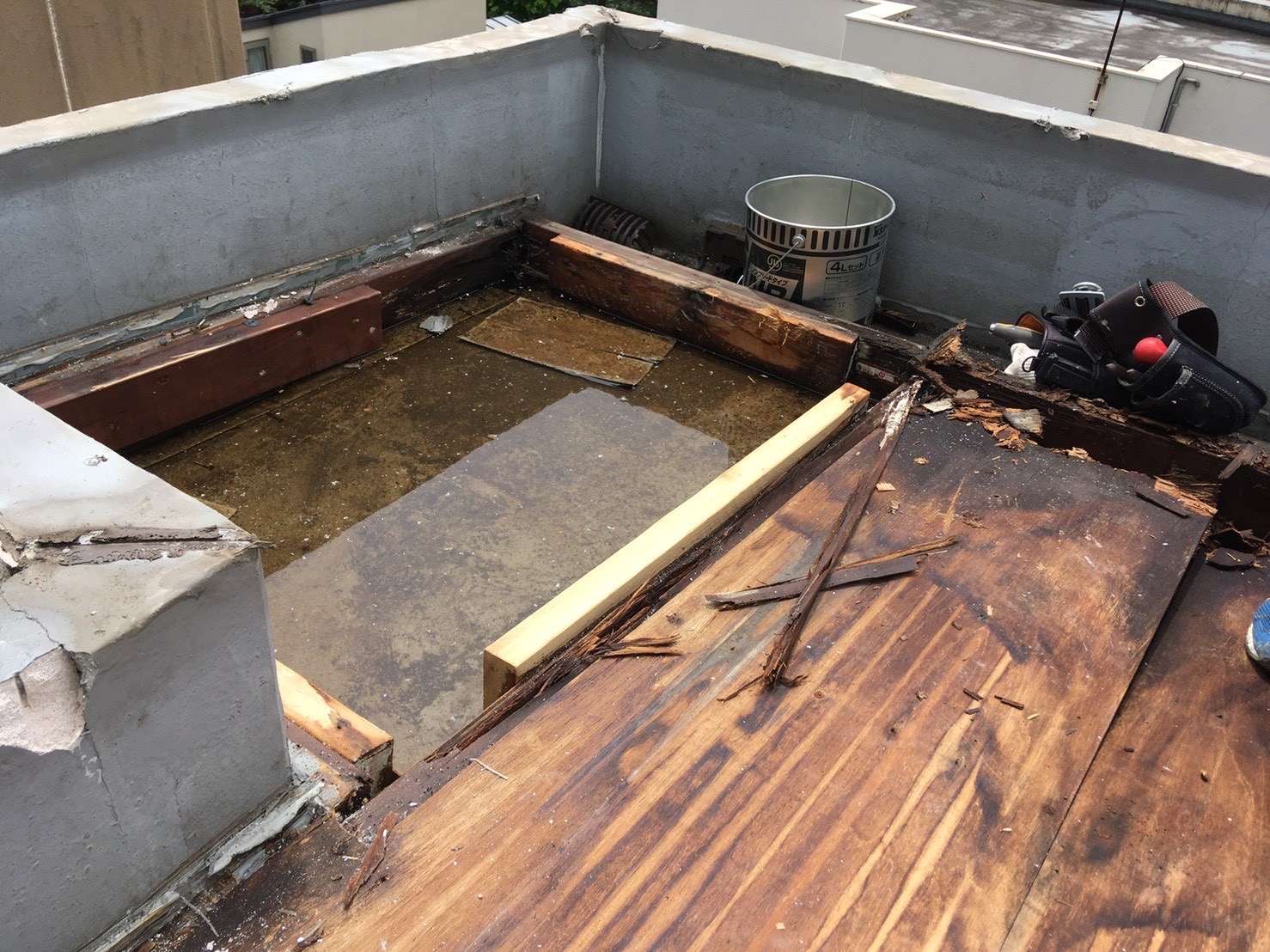 都内で屋上の防水工事しました